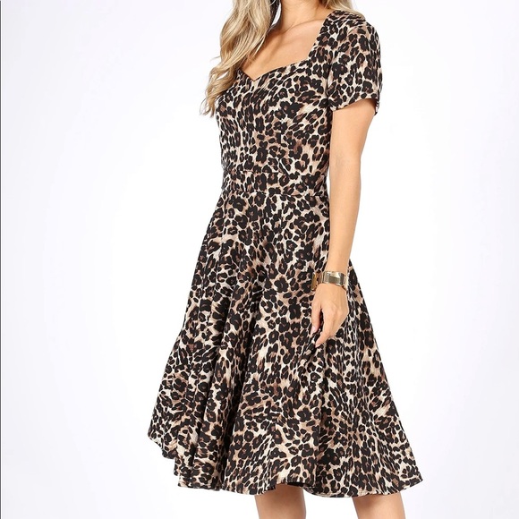 Cheetah fit & flare midi dress - Picture 2 of 4